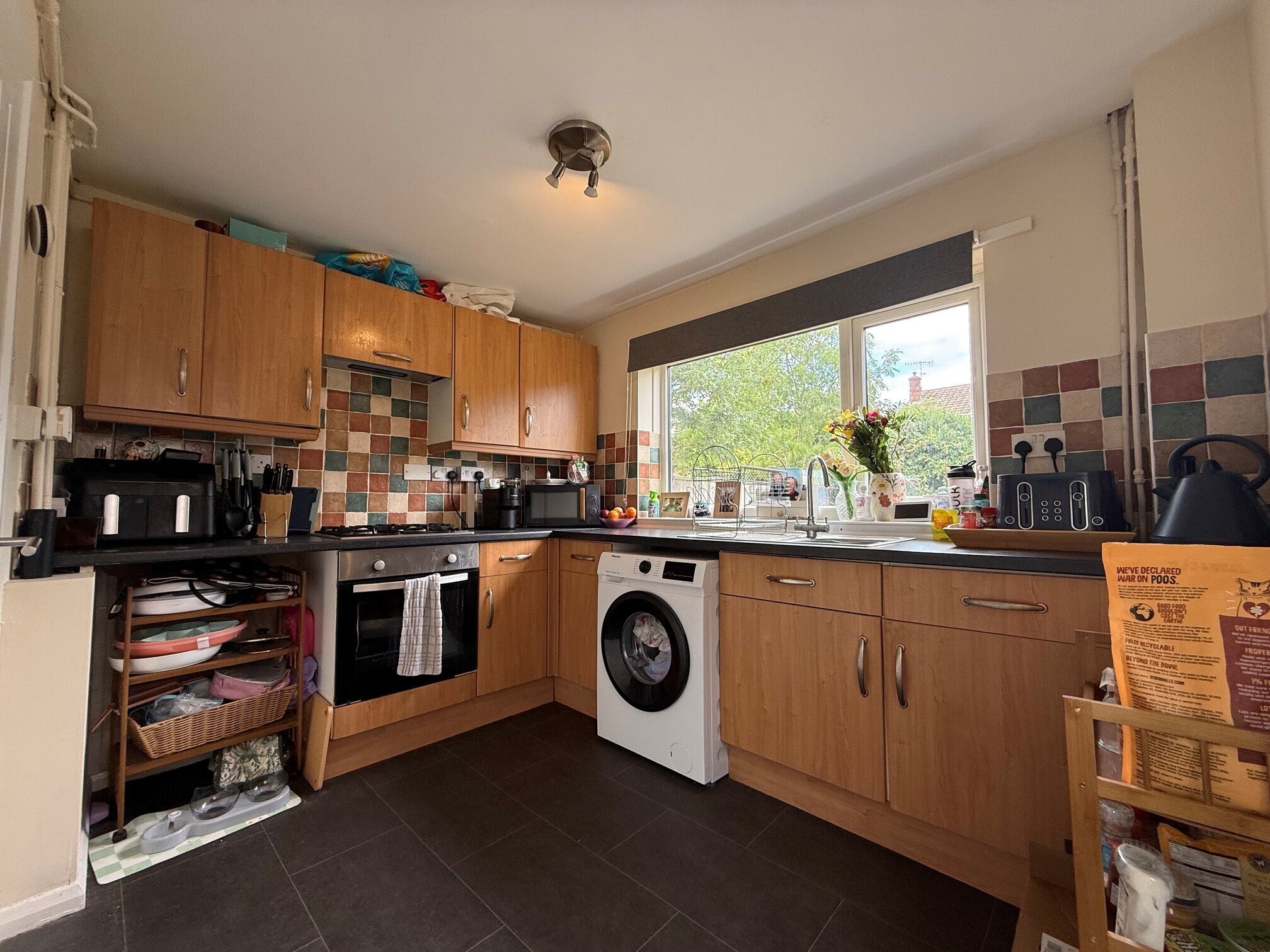 Flat Edmonton Close in Worcester