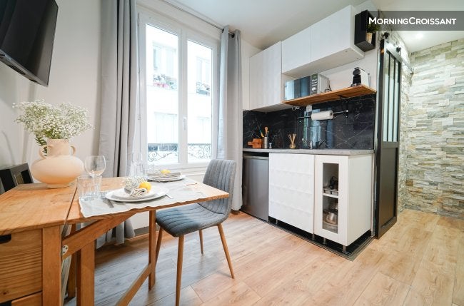 Flat Rue Dautancourt in Paris