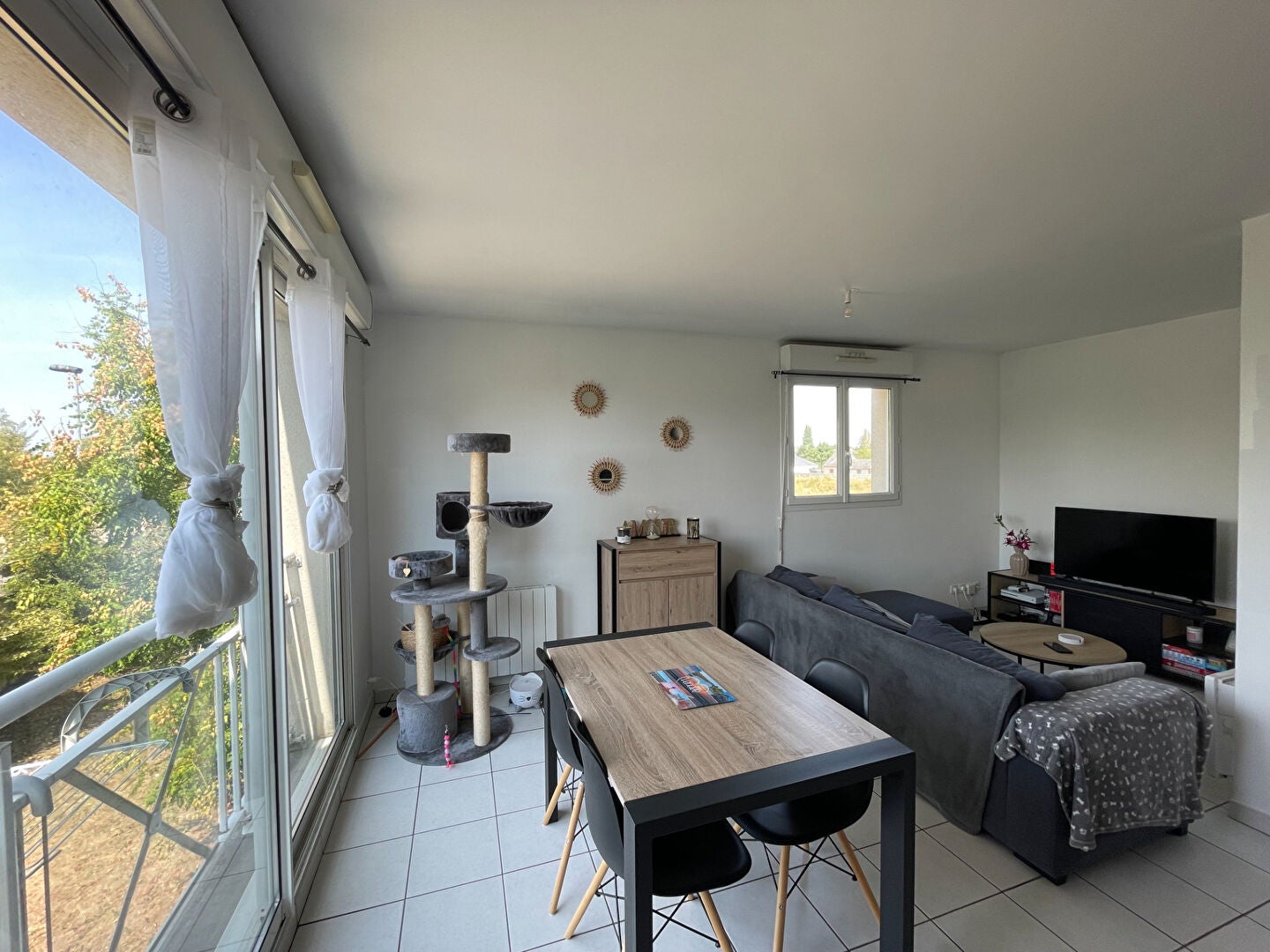 Appartement Place Gambetta à Saint-André-de-l'Eure