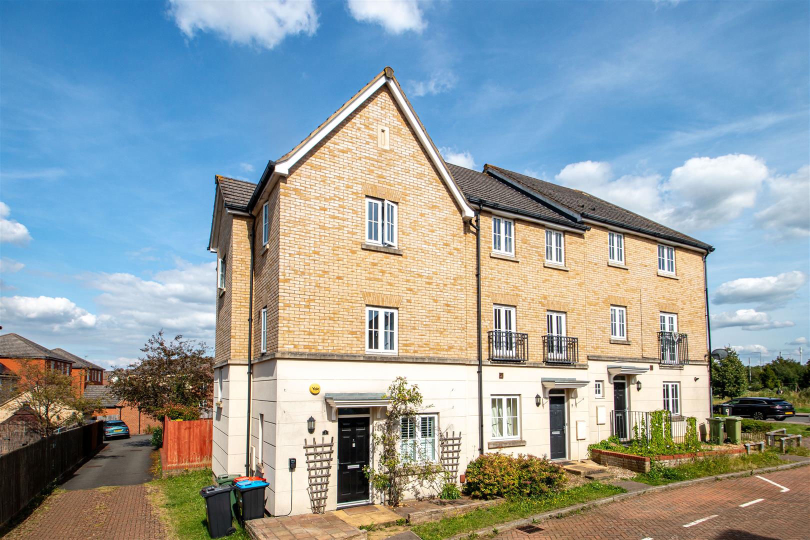 House Tierney in Shenley Church End