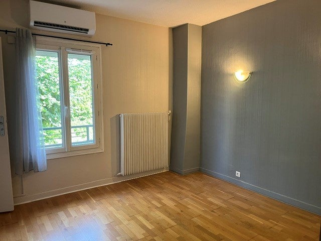 Appartement Rue Saussure à Créteil