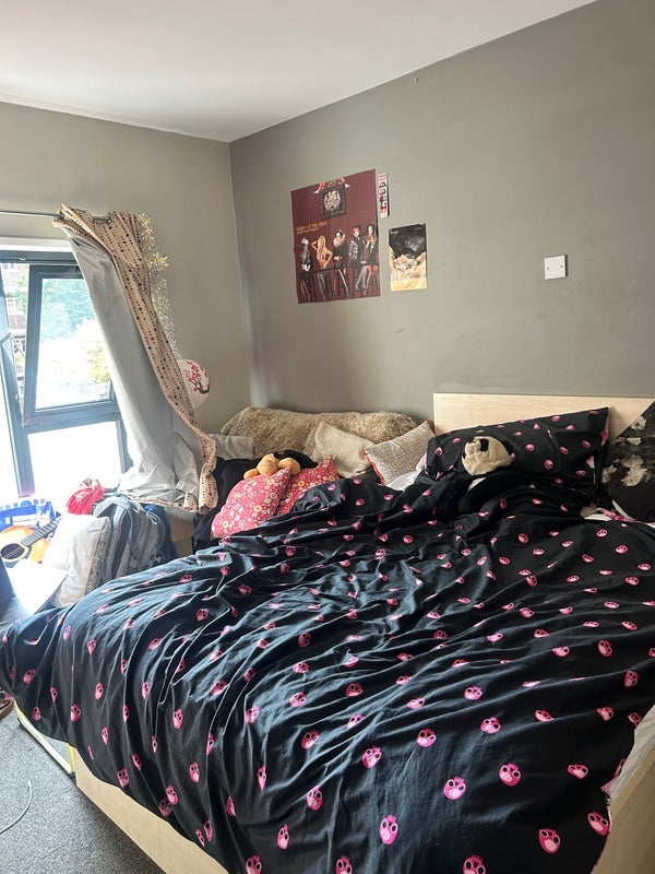Room Bond Street South in Bristol