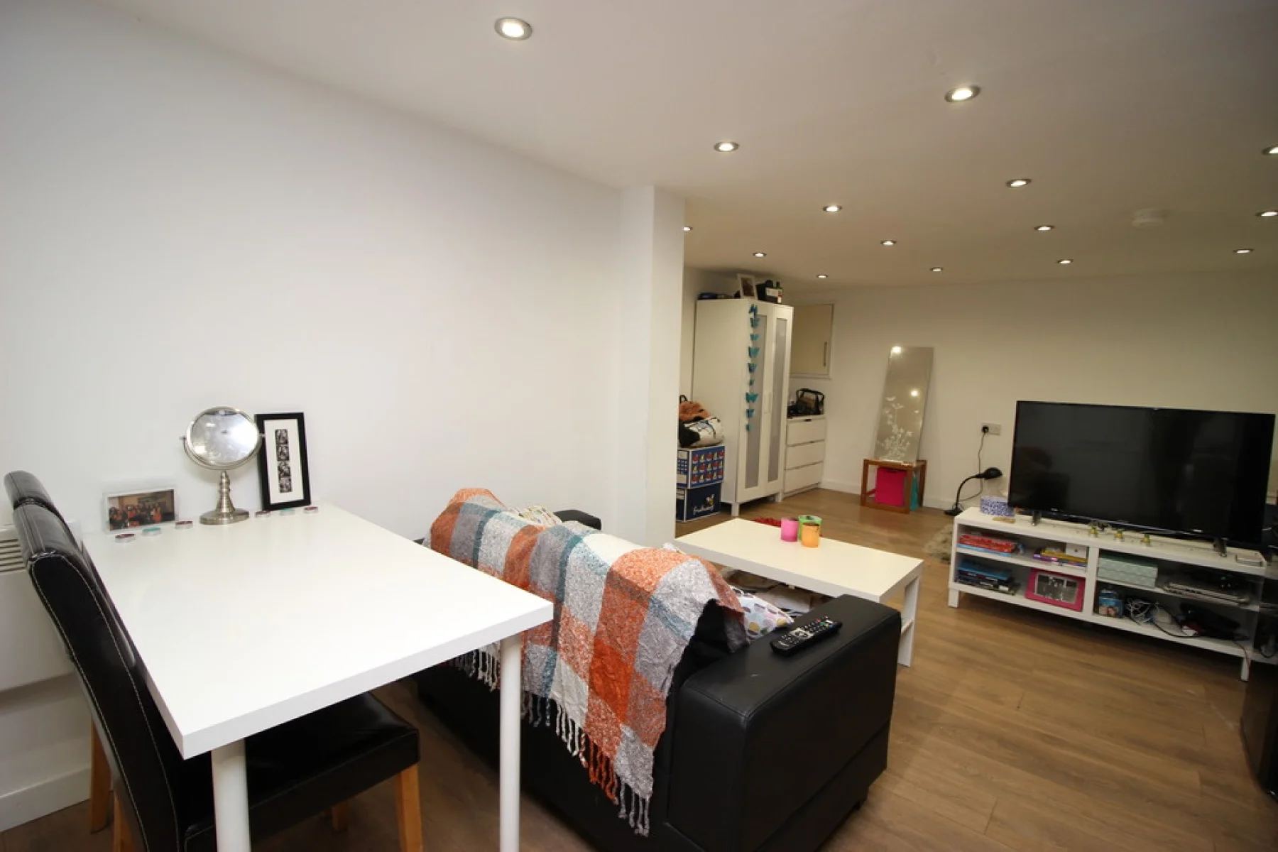 Flat Brudenell Grove in Leeds