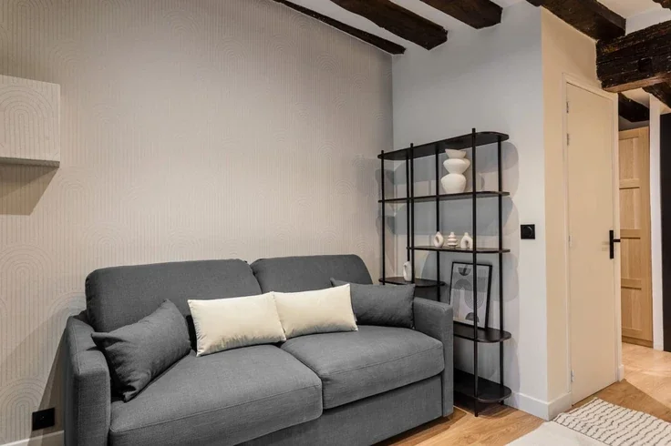 Appartement Rue des Tournelles à Paris