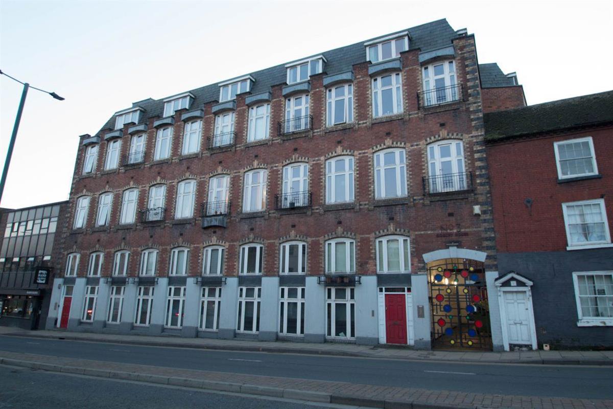 Flat Edgar Street in Worcester