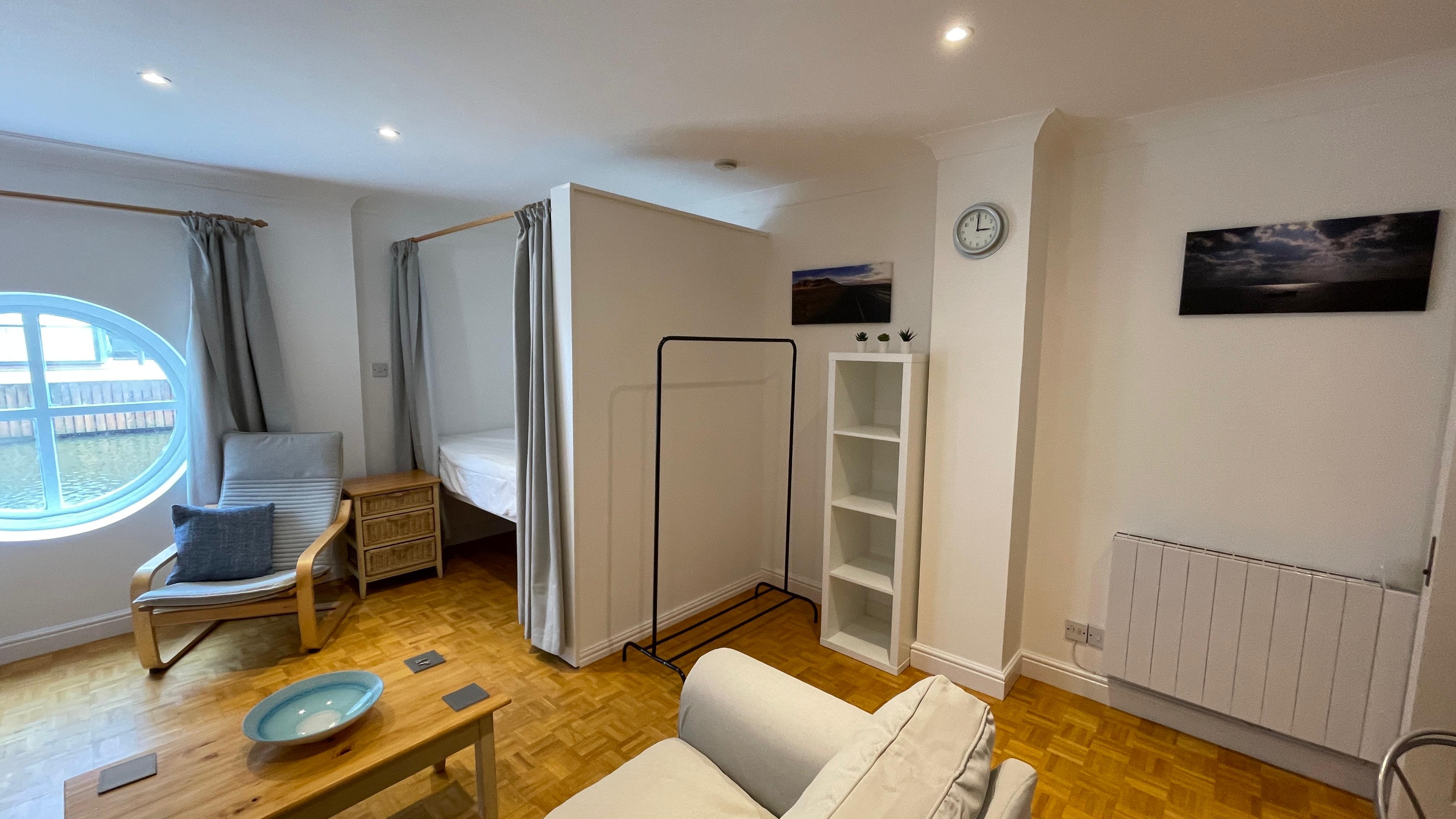 Flat James Brindley Basin in Manchester