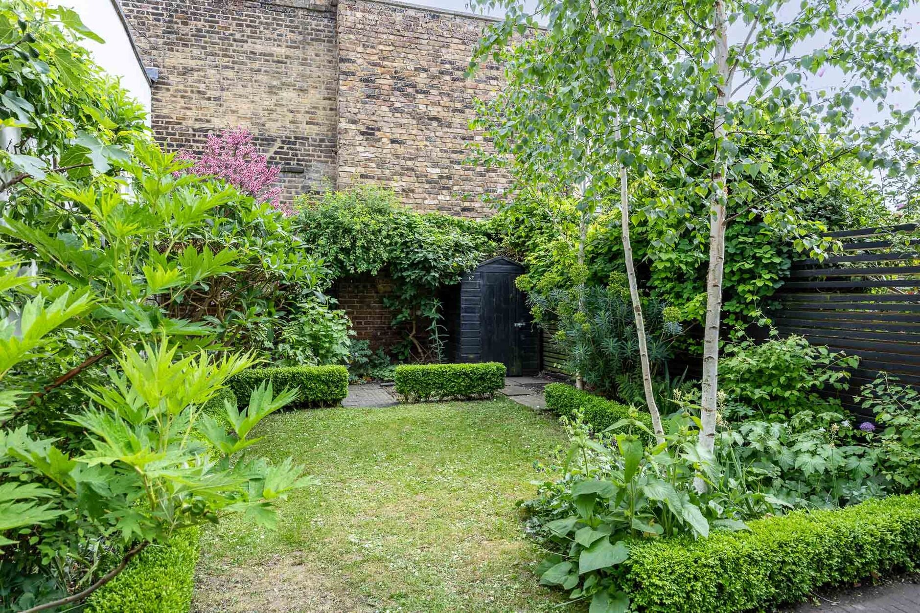 House Ashchurch Terrace in Greater London