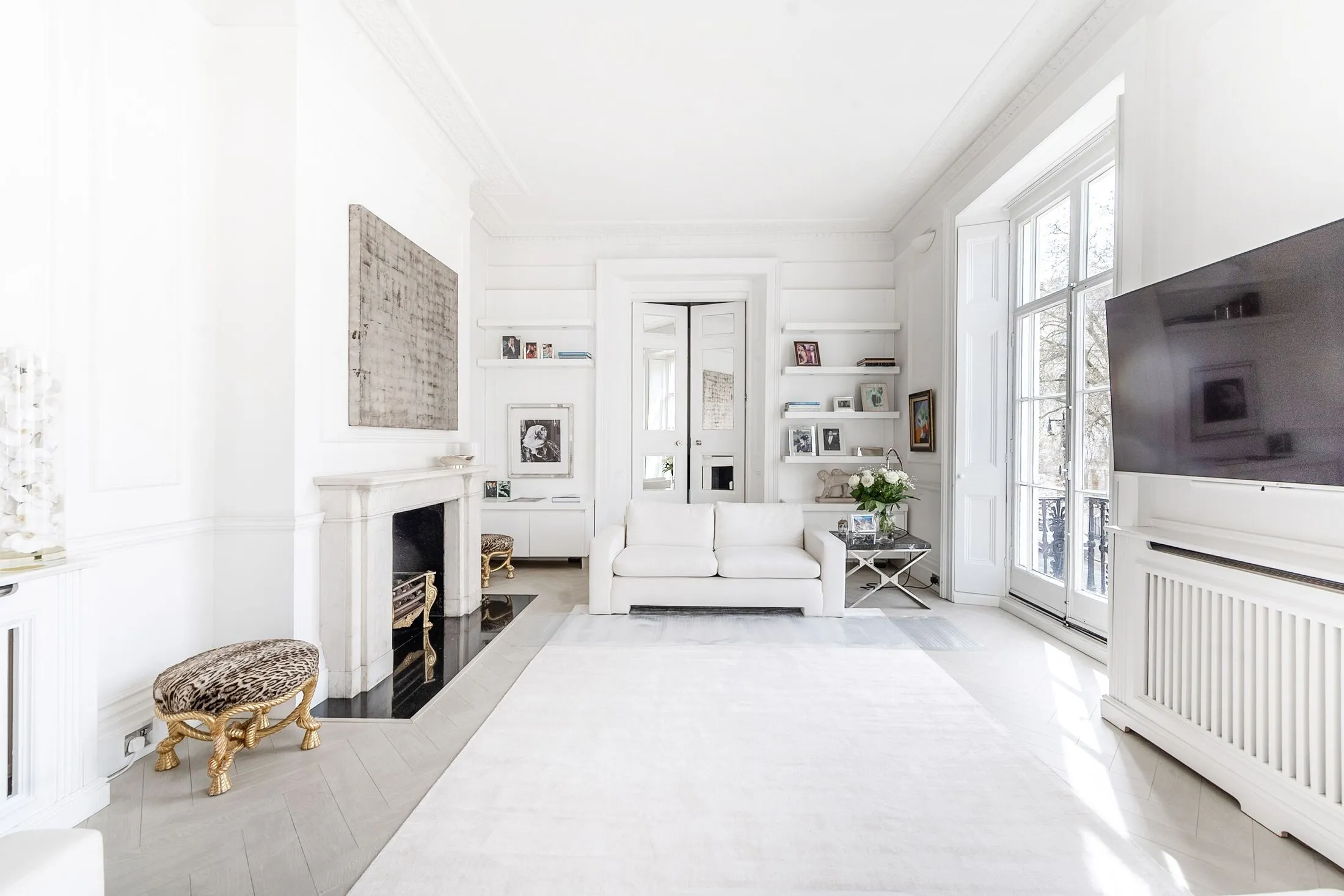 Flat Belgrave Place in City of Westminster