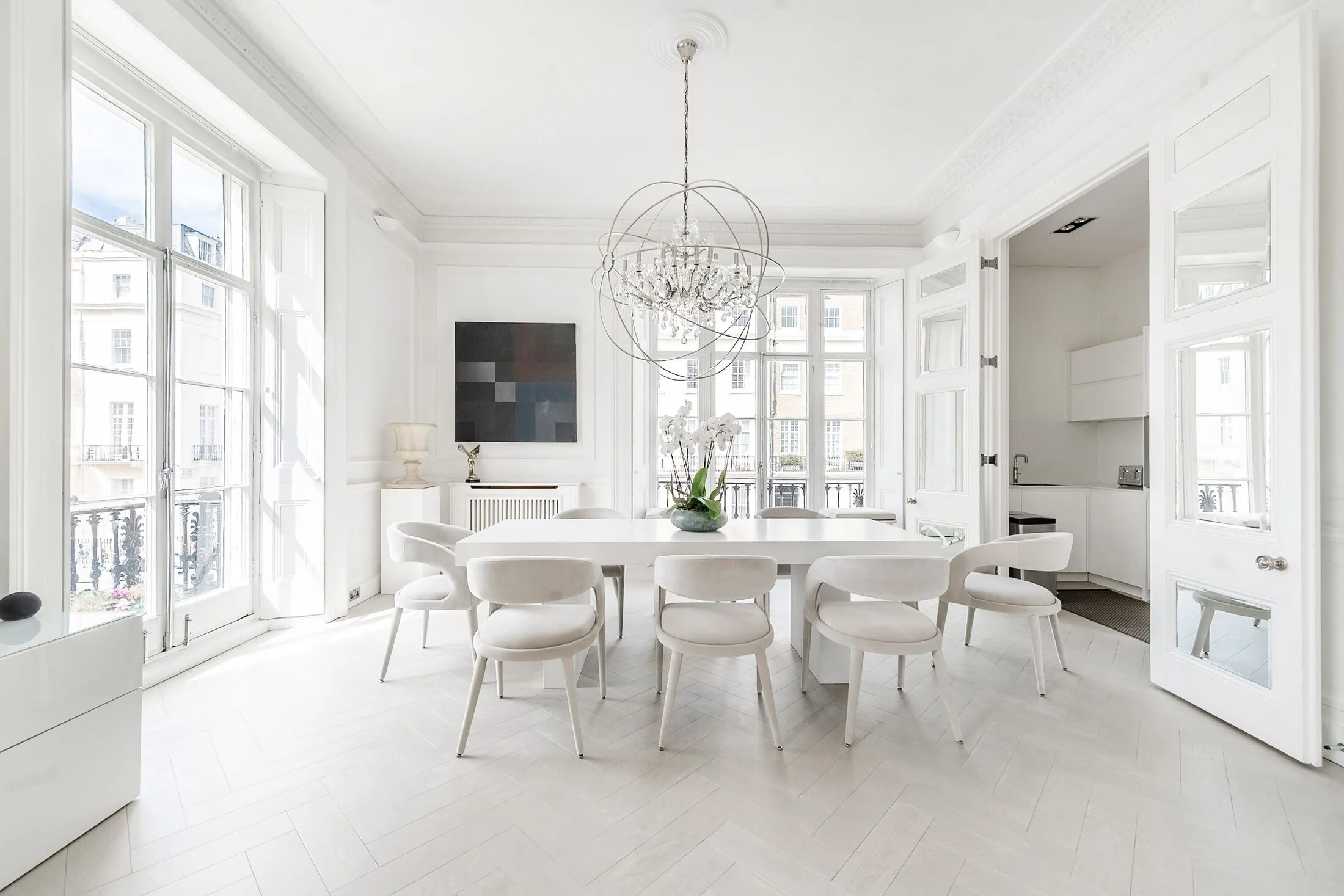 Flat Belgrave Place in City of Westminster