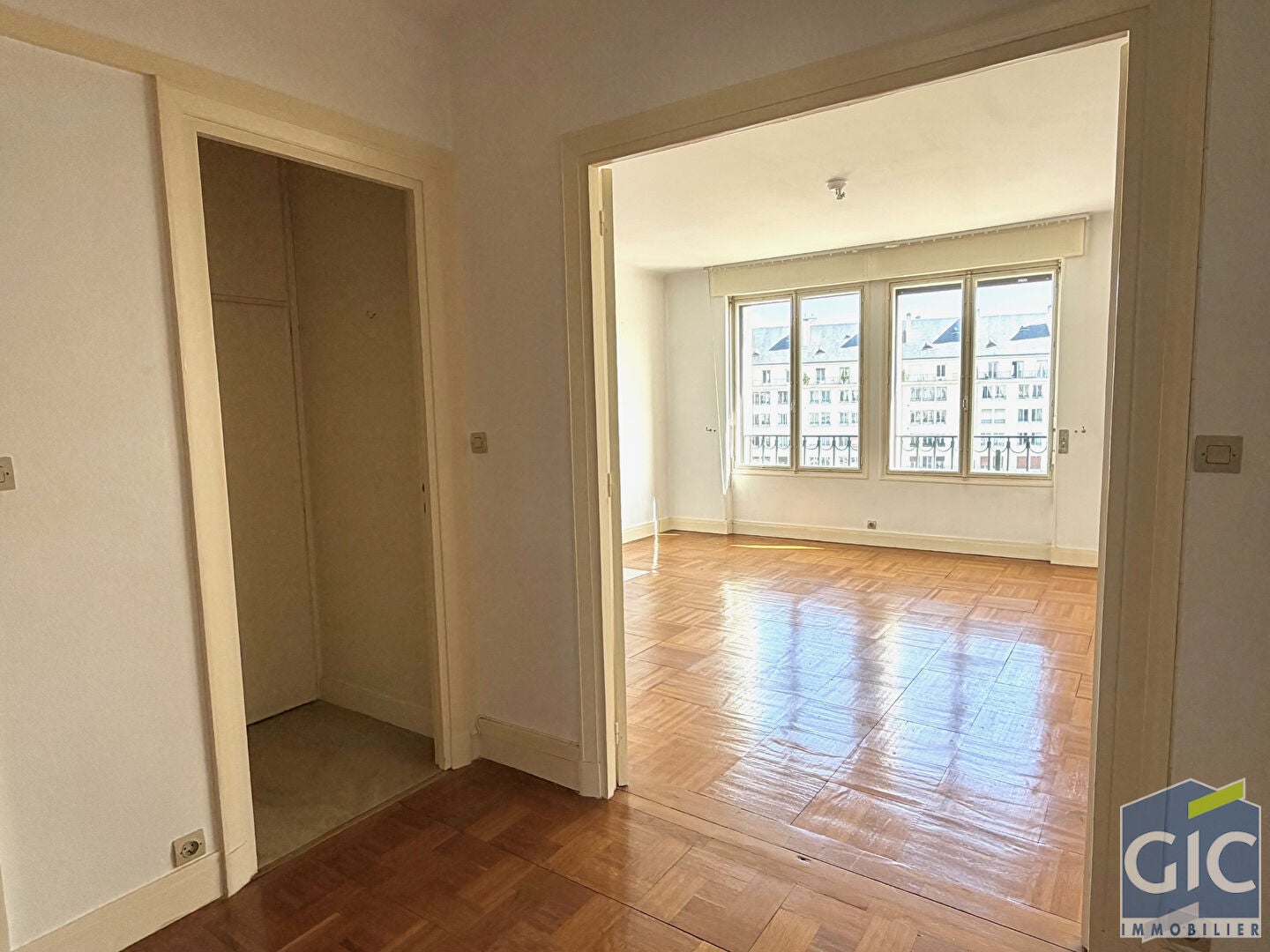 Appartement Place de la Résistance à Caen