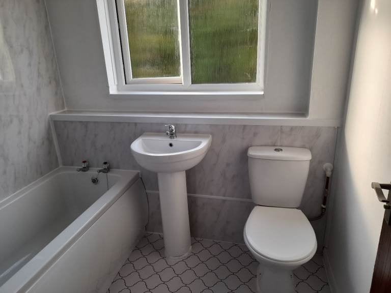 Flat Finch Close in Plymouth