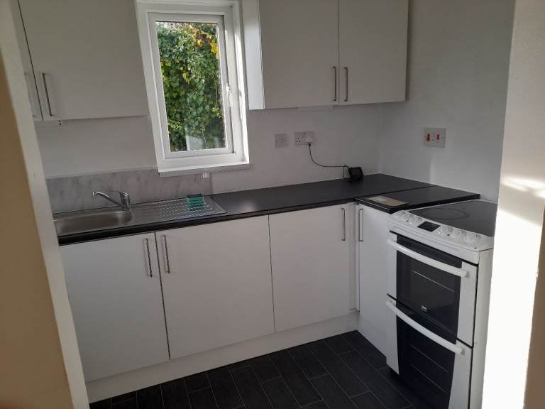 Flat Finch Close in Plymouth