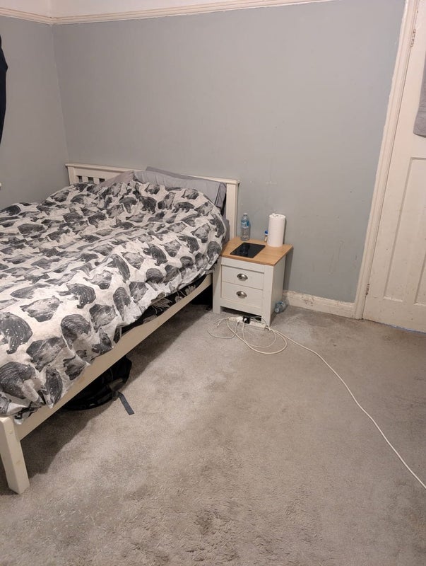 Room Manley Road in Manchester
