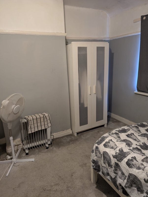 Room Manley Road in Manchester