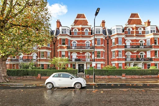 Room Elgin Avenue in City of Westminster