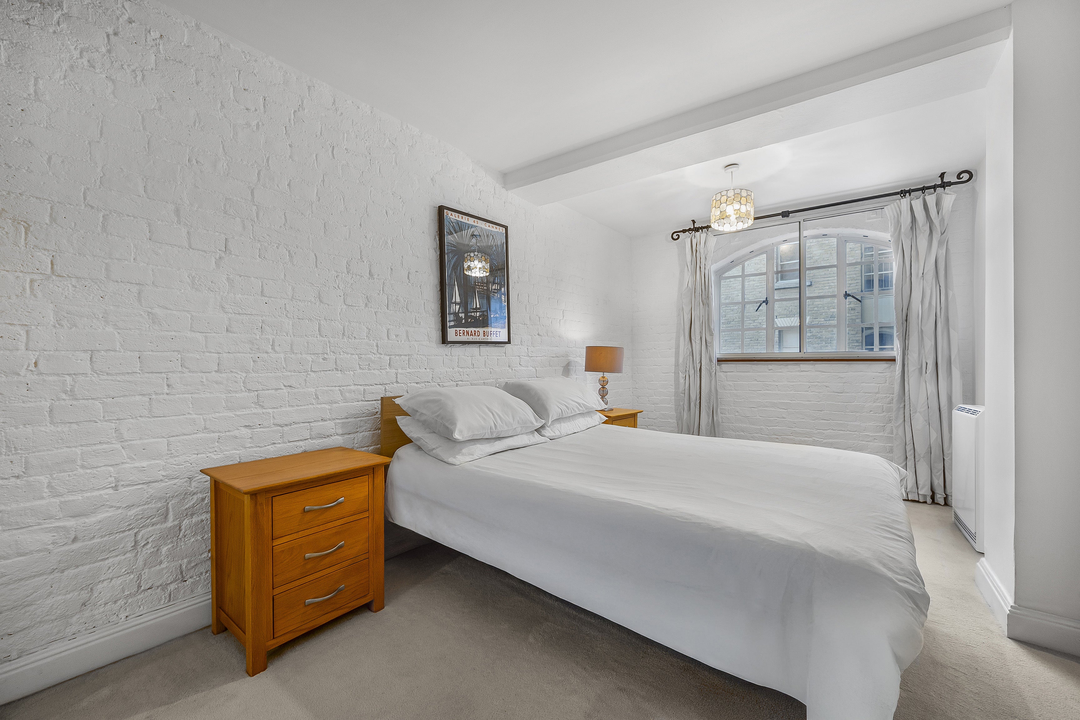 Flat Shad Thames in Greater London