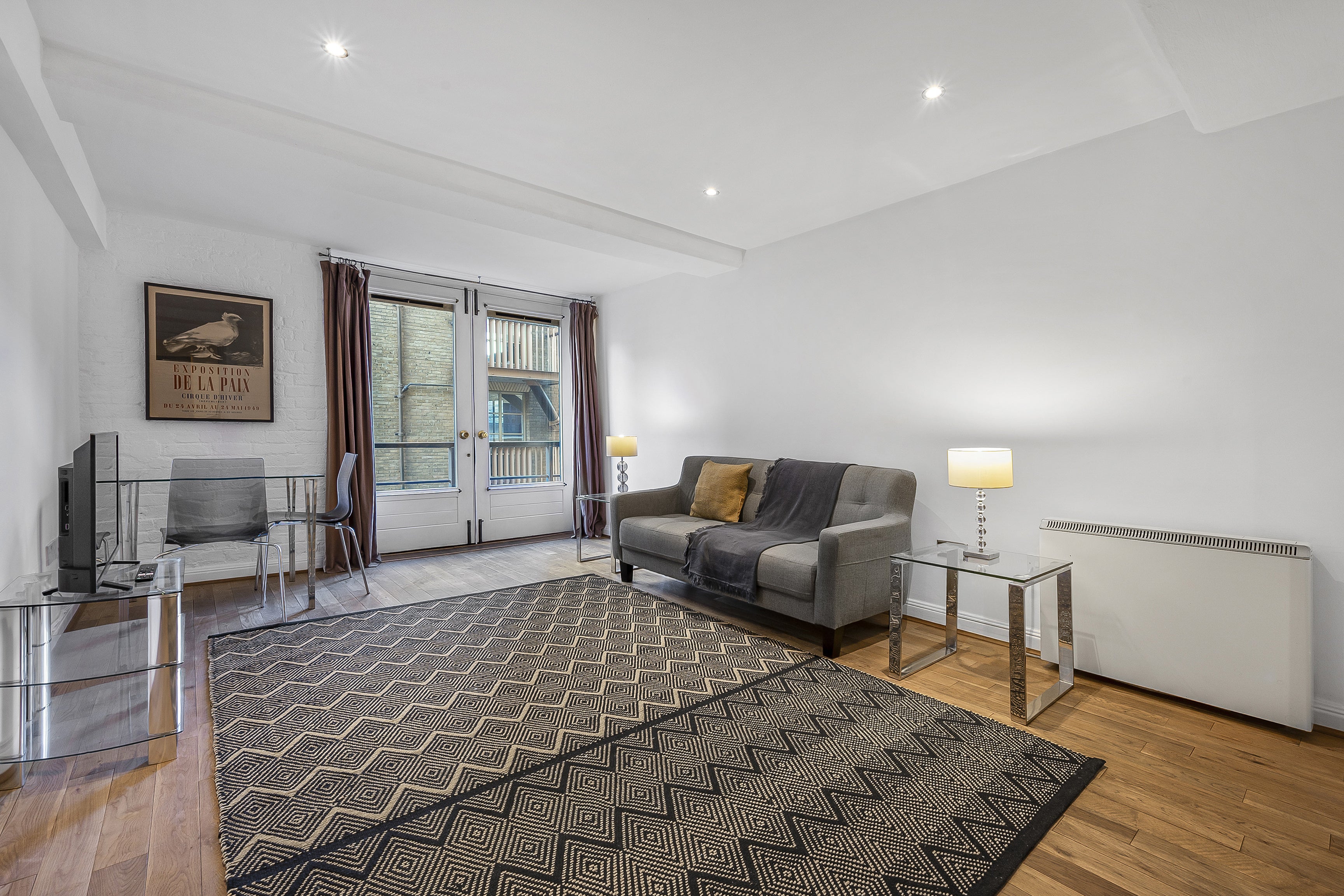 Flat Shad Thames in Greater London