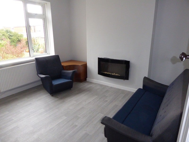House Mount Earl in Bridgend