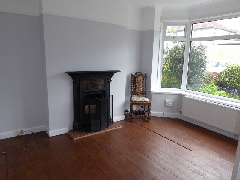House Mount Earl in Bridgend