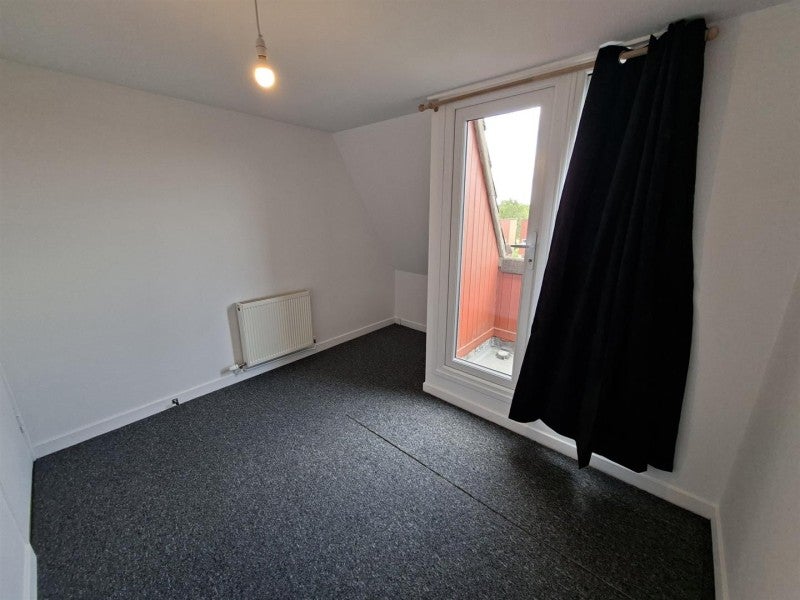 Flat Blackmead in Peterborough
