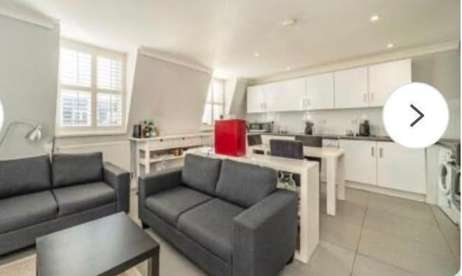 Room Collingham Place in Greater London