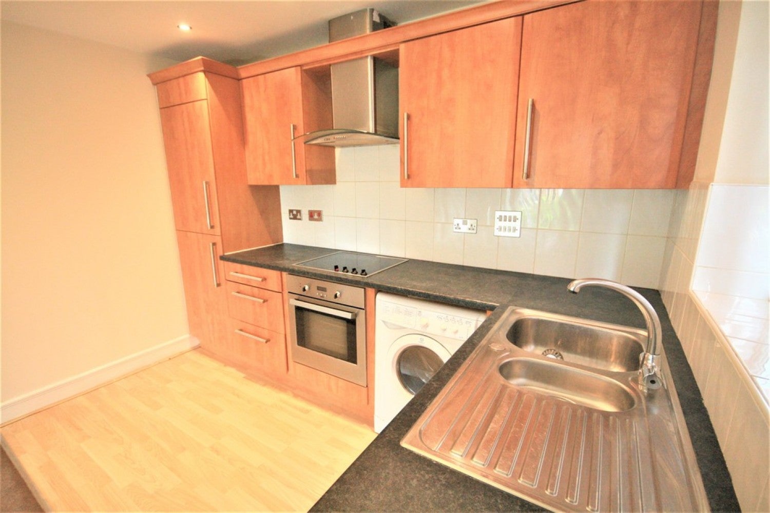 Flat Dunwoody Way in Crewe