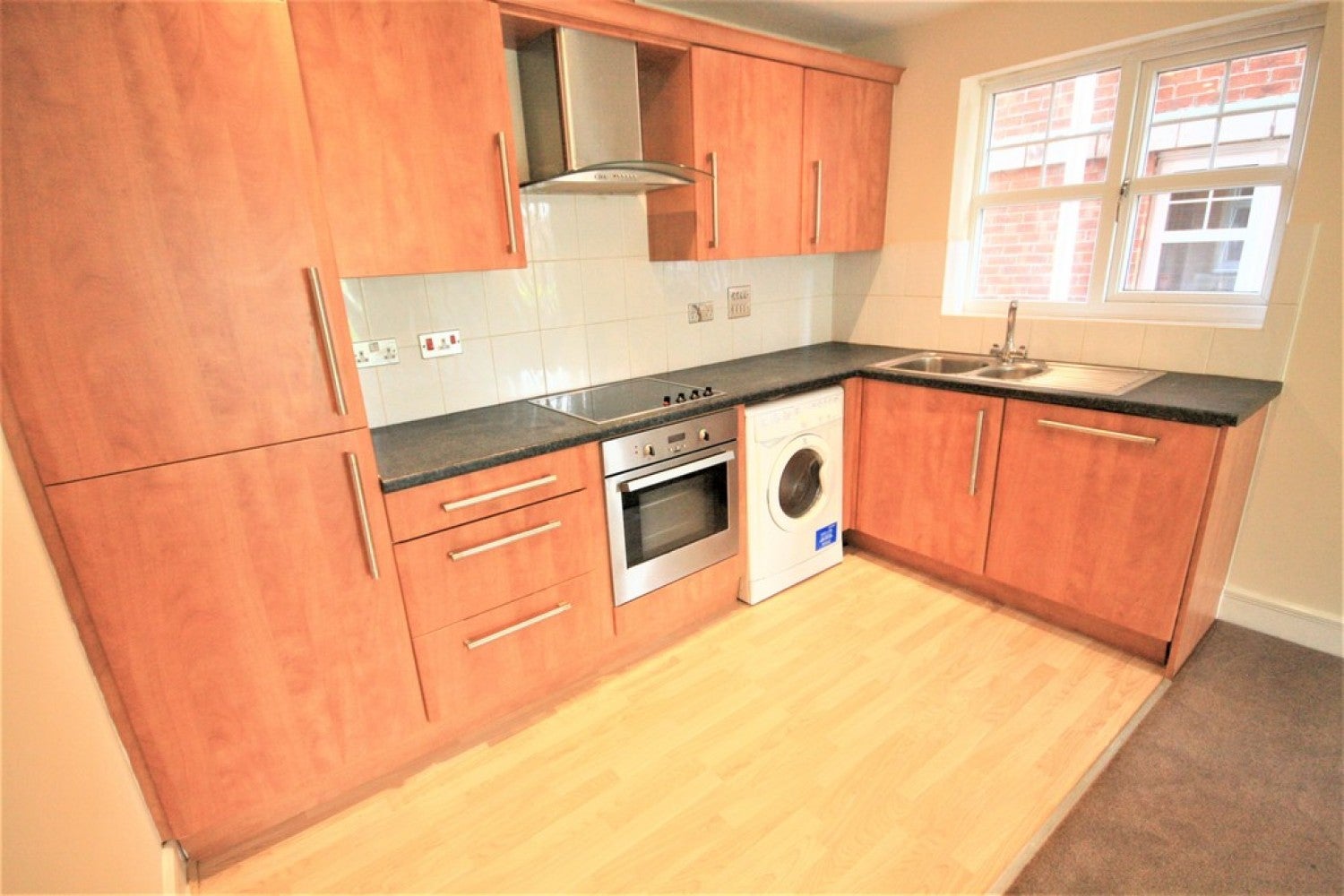 Flat Dunwoody Way in Crewe