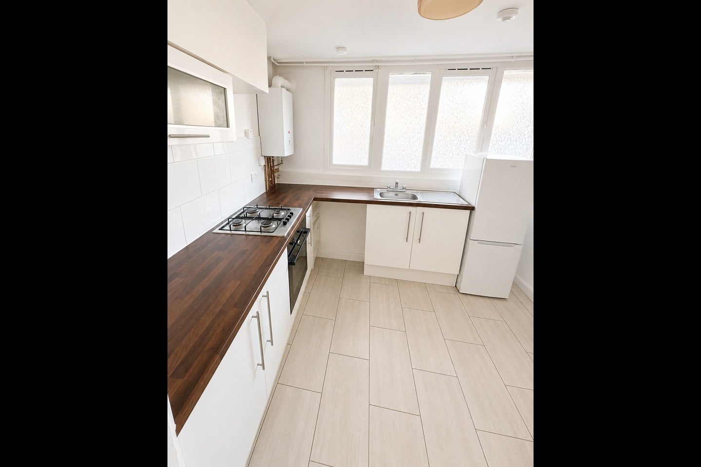 Flat Hazlewood Crescent in Greater London