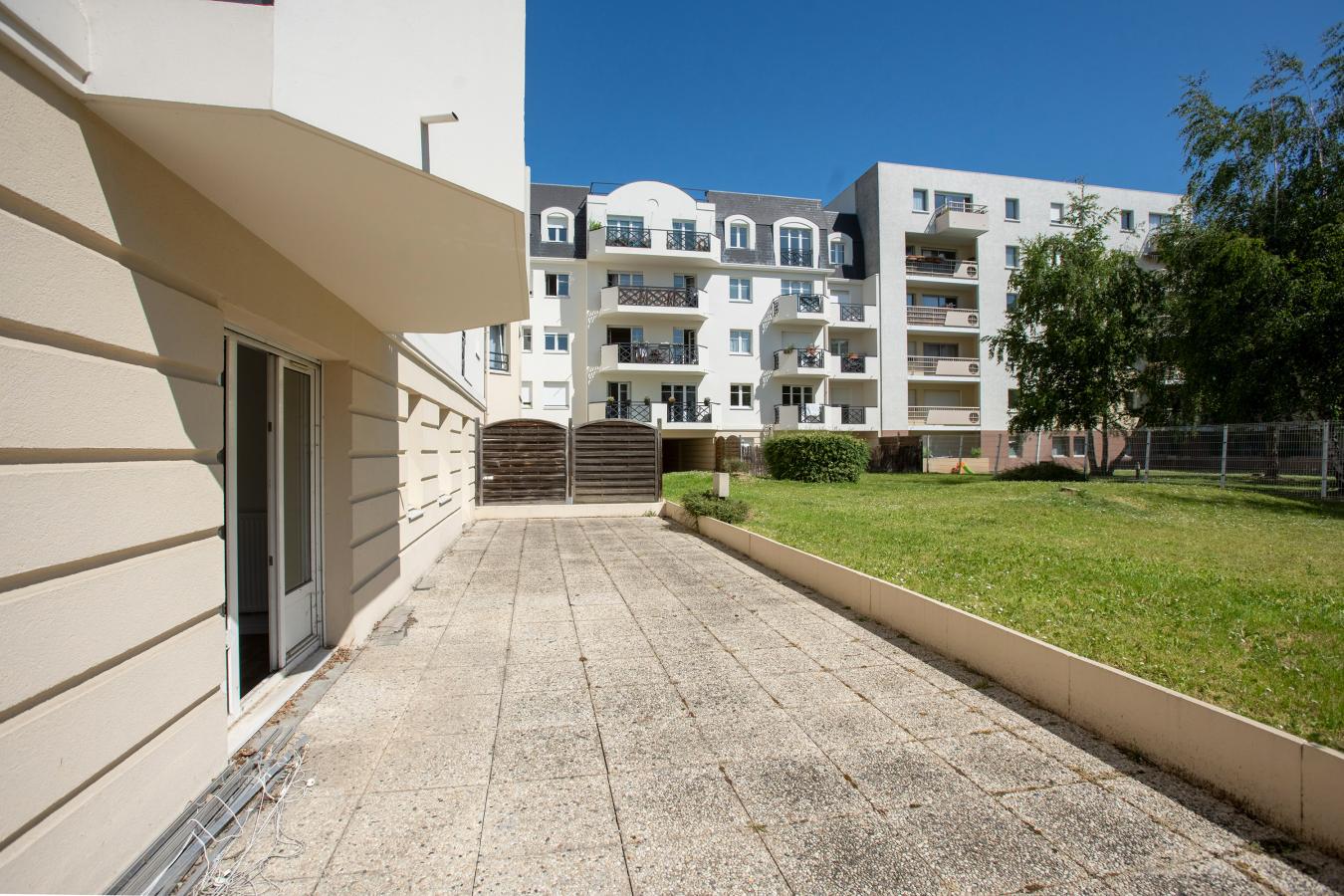 Flat Rue du 4 Septembre in Houilles