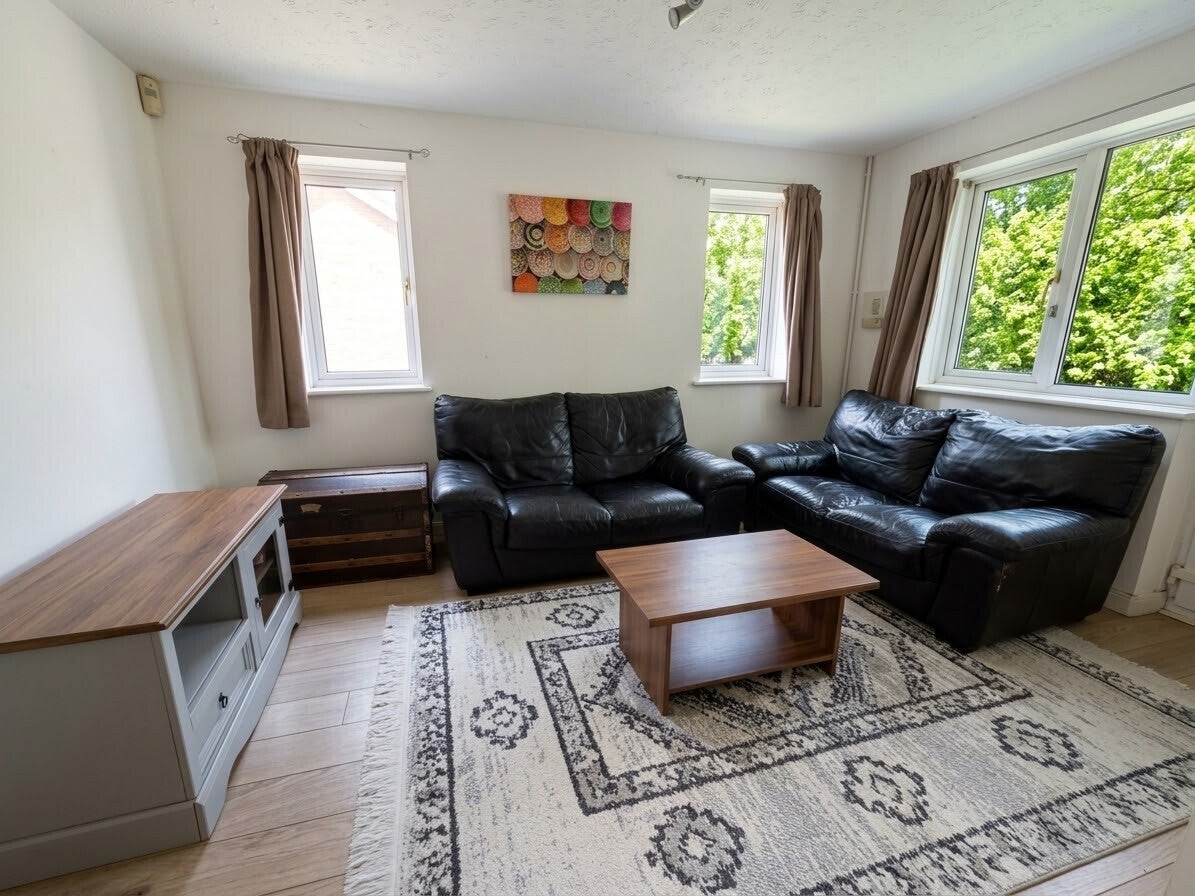 House Newhall Farm Close in Birmingham