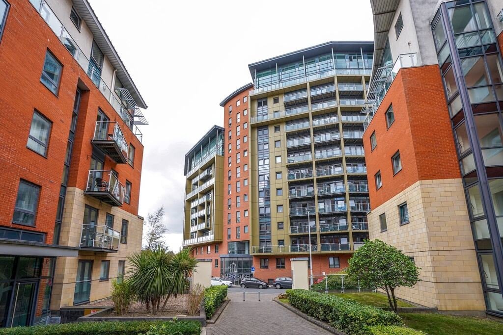 Flat Gotts Road in Leeds