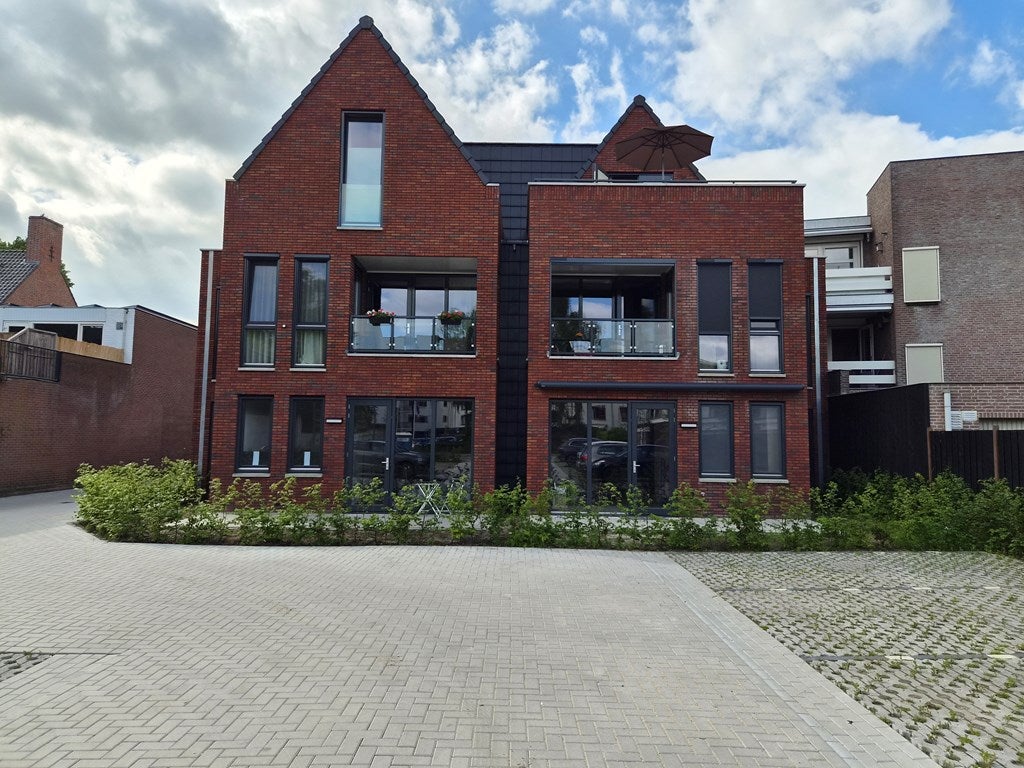 Woning te koop: Dorpsstraat, Scherpenzeel