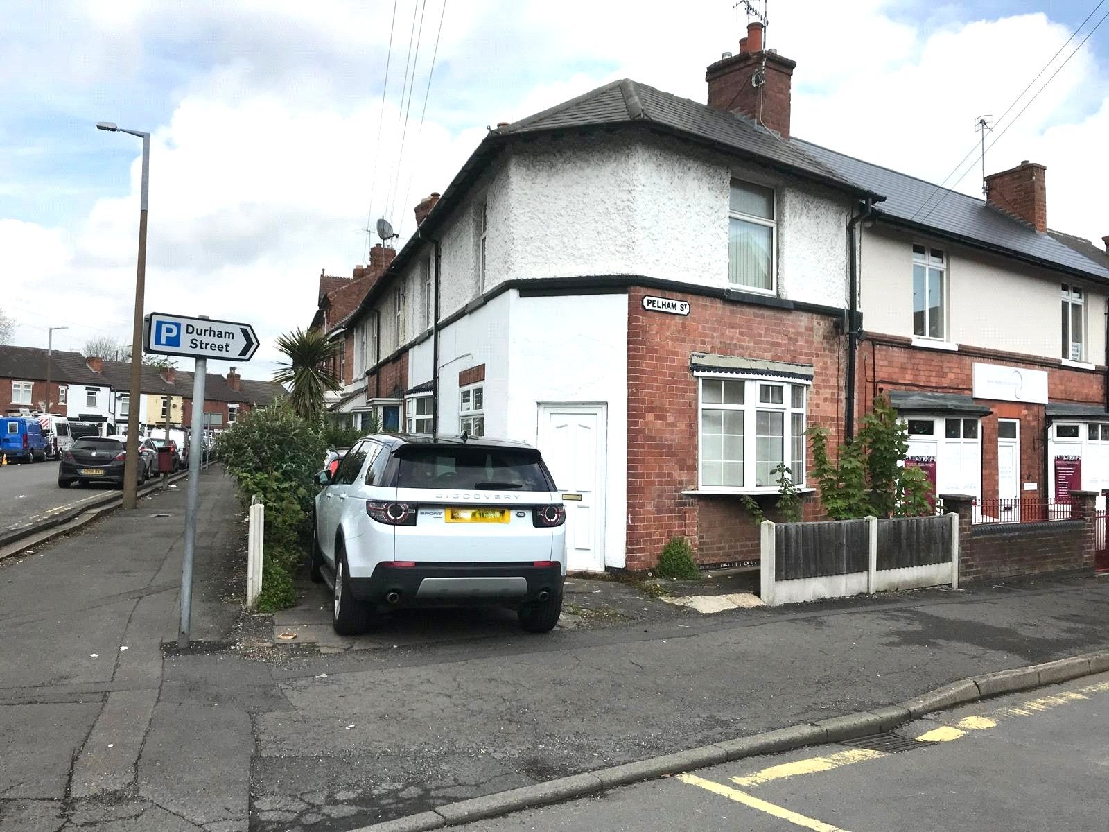 Room Lord Haddon Road in Erewash