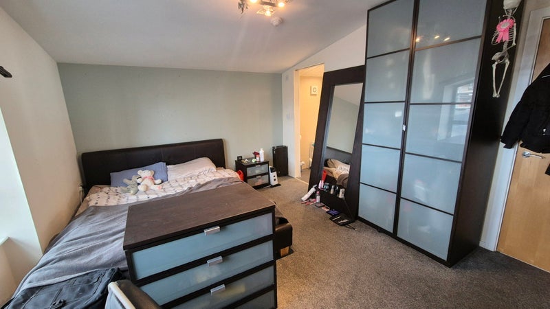 Room Townhead Street in Sheffield