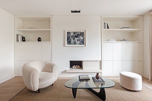 Flat Thornwood Gardens in London