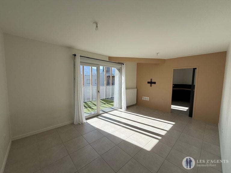 Appartement Rue Marie Paradis à Saint-Martin-d'Hères