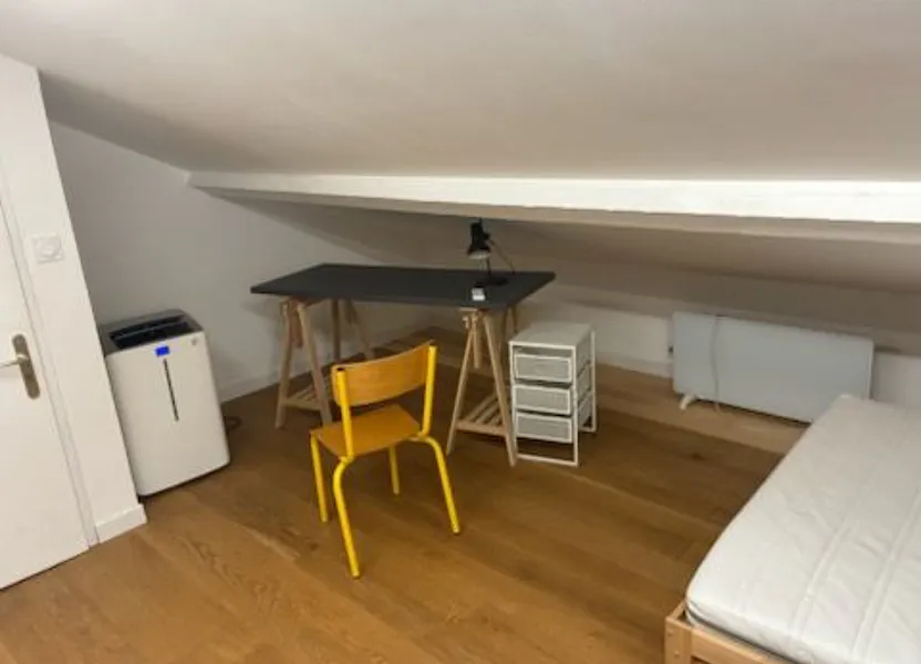 Chambre Rue Lançon à Villeurbanne