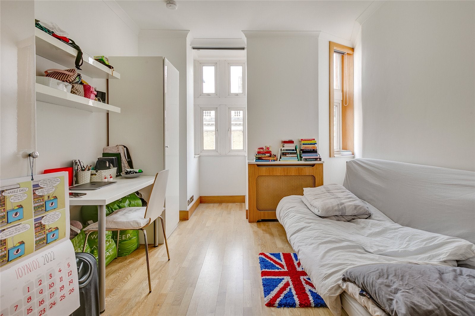 Flat Glendower Place in Greater London