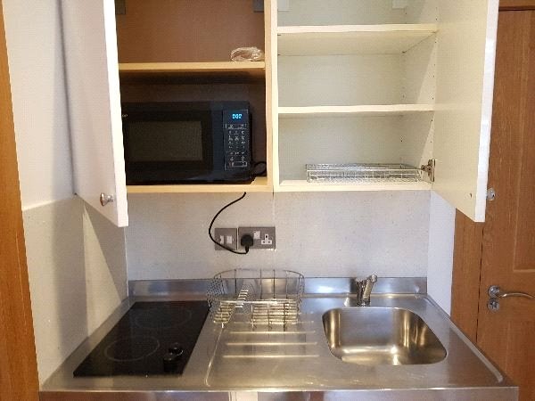 Flat Glendower Place in Greater London