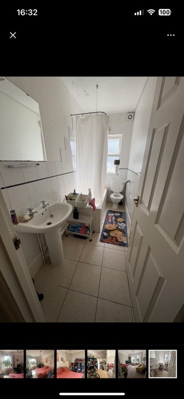 Room Thurlow Park Road in Greater London