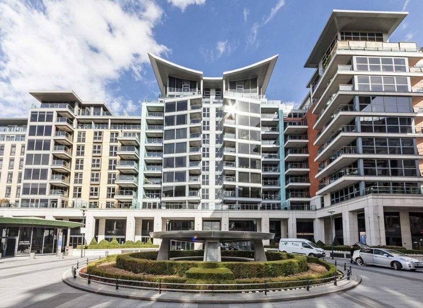 Flat The Boulevard in Greater London