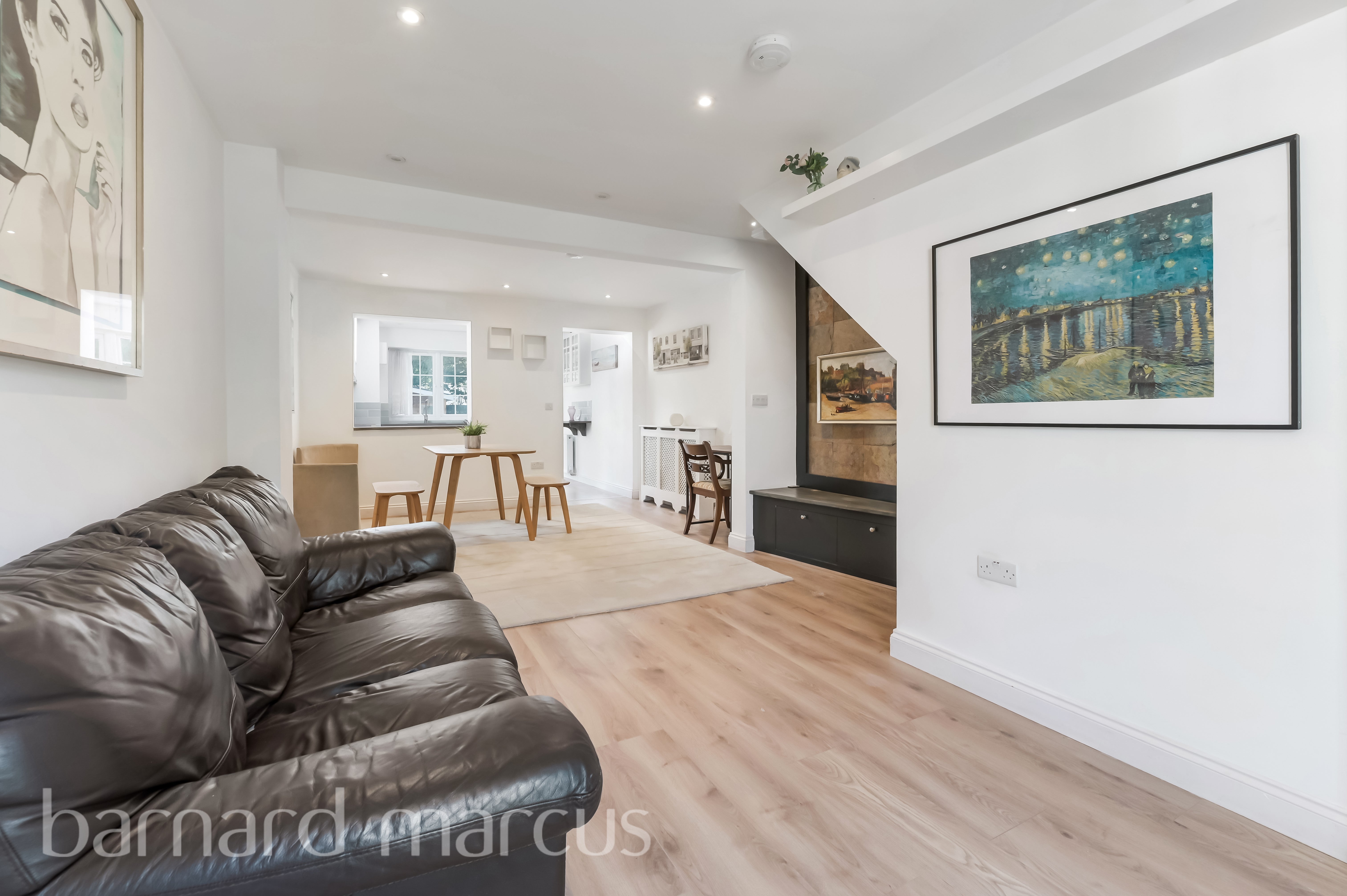 House Brunel Close in Greater London
