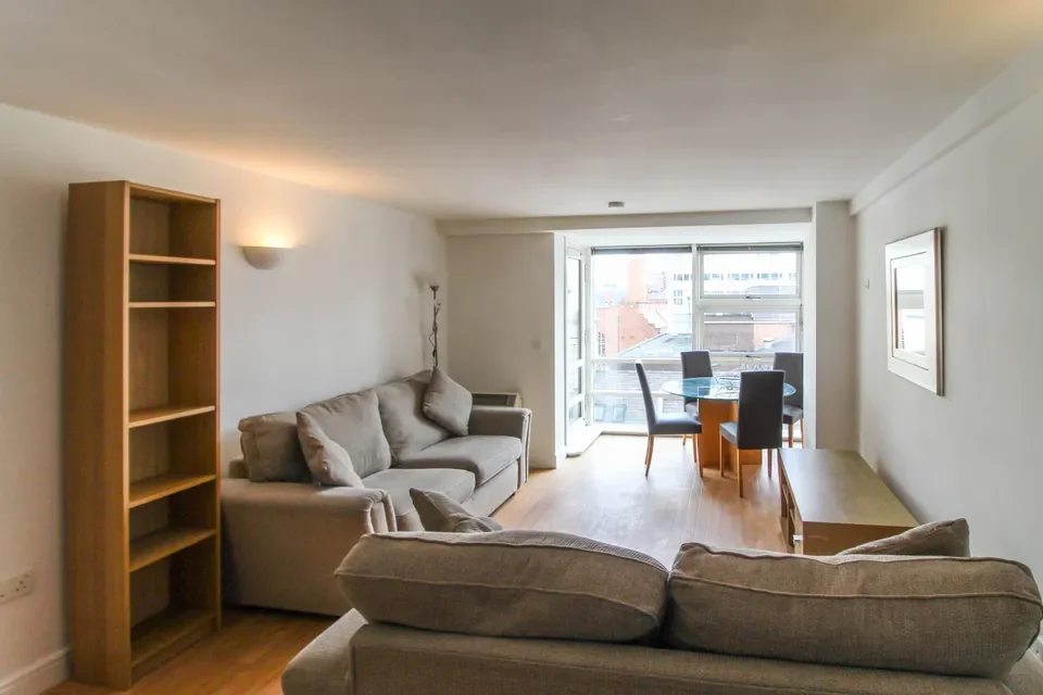 Flat Whitworth Street West in Manchester