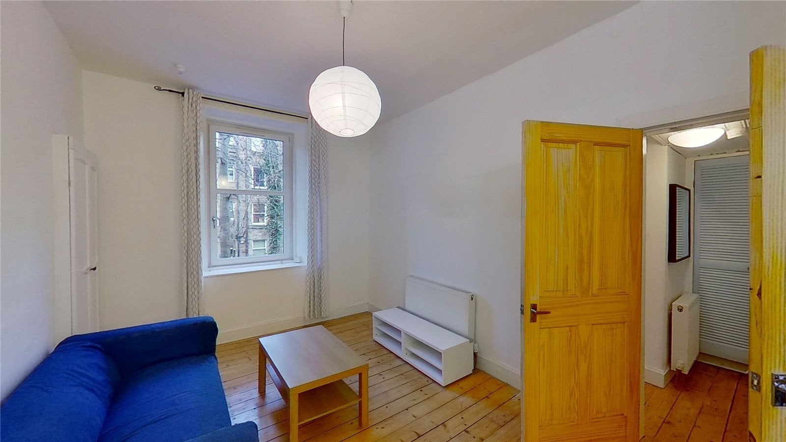 Flat Stewart Terrace in City of Edinburgh