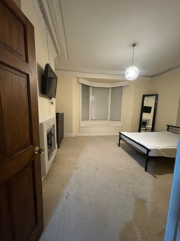 Room Warwick Street in Newcastle upon Tyne