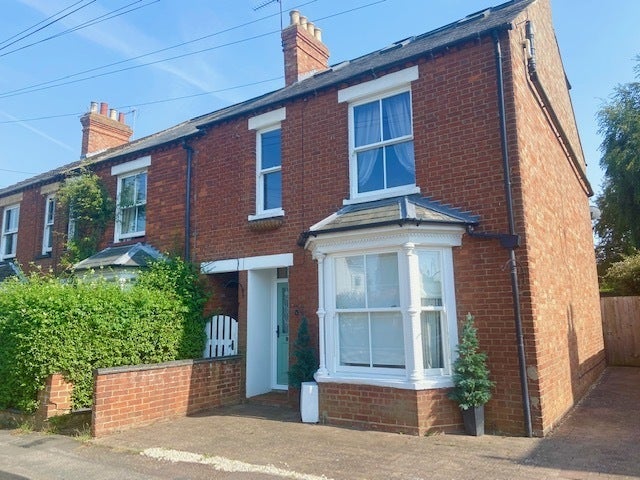 House Theydon Avenue in Milton Keynes