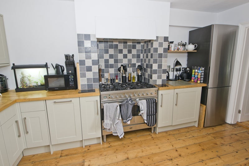 Room Felday Road in Greater London
