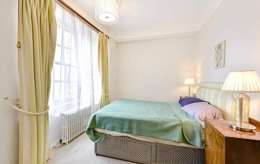 Flat Gloucester Place in City of Westminster