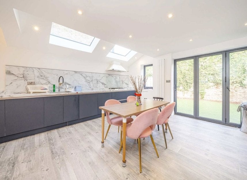 House Waldeck Road in Greater London