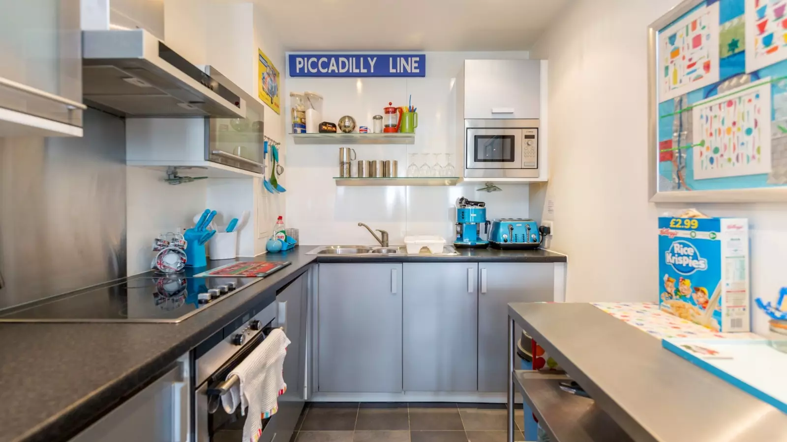 Flat Llewellyn Street in Greater London